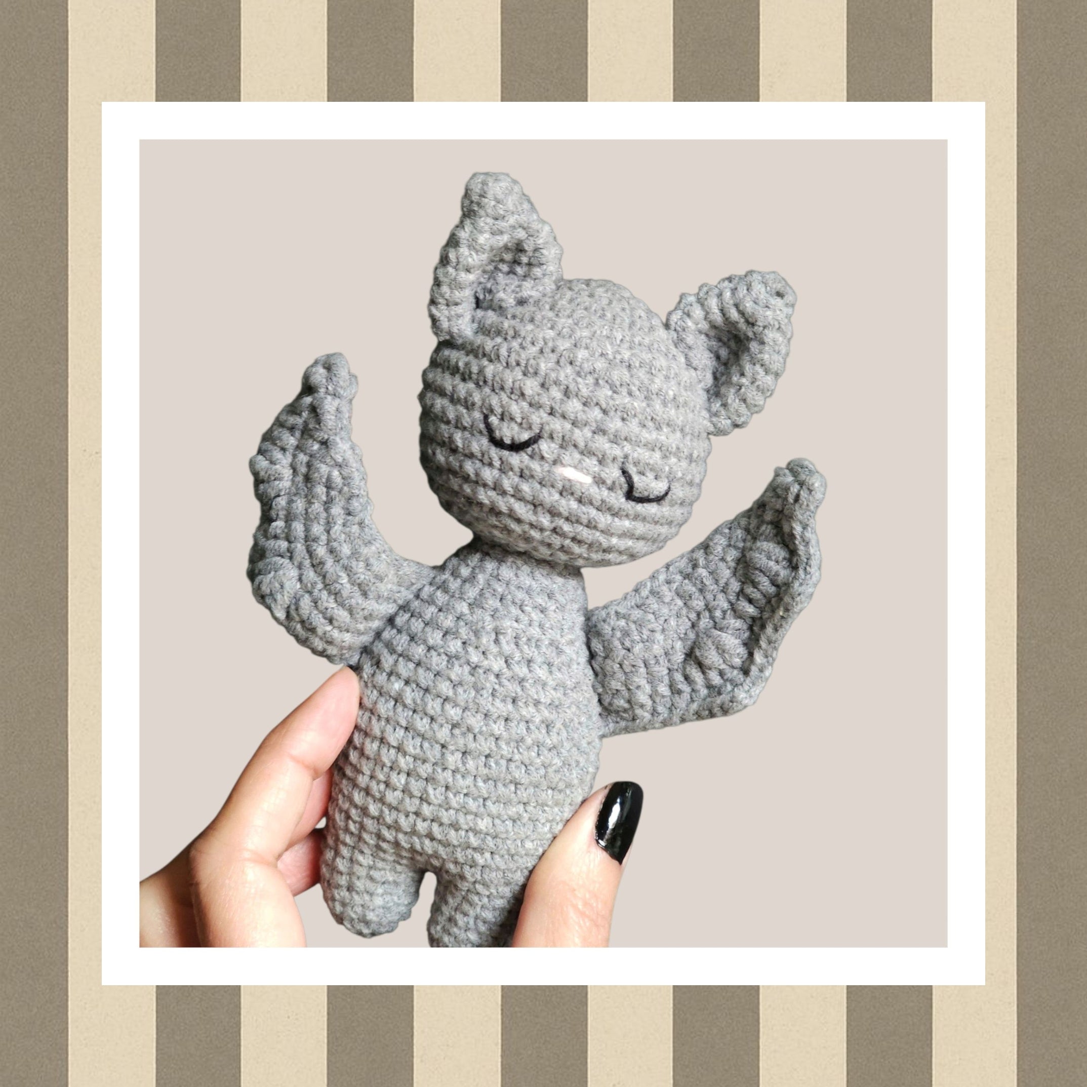 Muñeco Murciélago de crochet – guardián de sueños para bebés diferentes